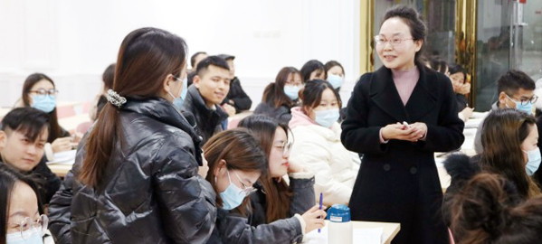麟游 专家指导+名师授课+培优补弱+日清月结的教学模式